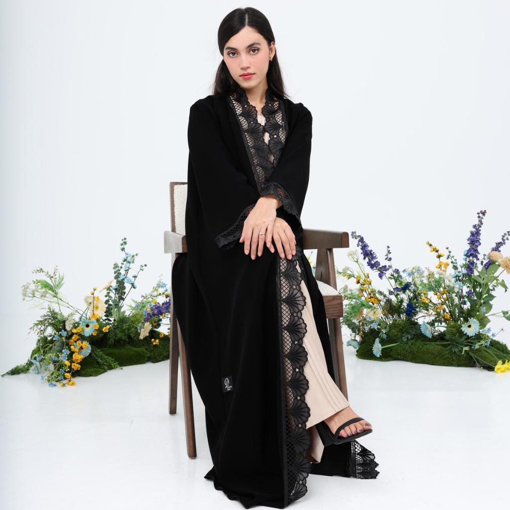 Black Lace Abaya - Image 2